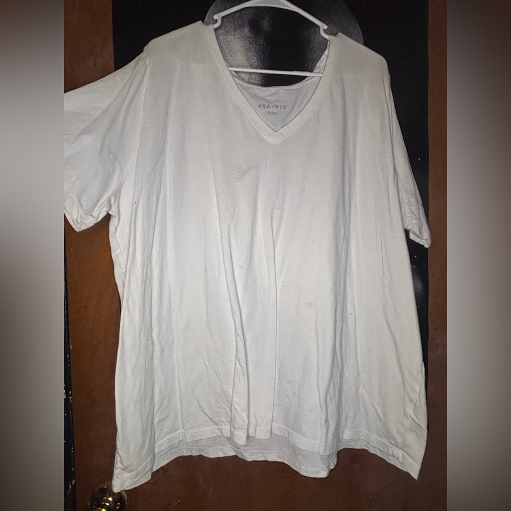 Women’s Ava & Viv T-shirt